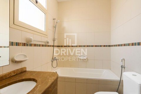 Villa de 3 dormitorios en Mirdif Villas, UAE No. 202557 21