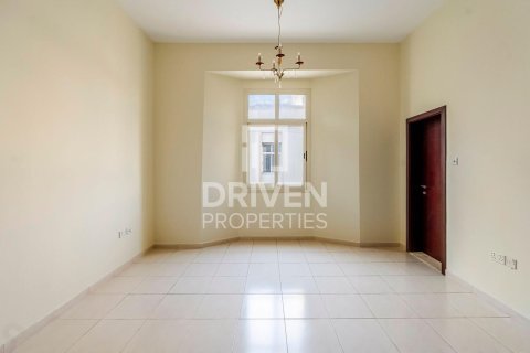 Villa de 3 dormitorios en Mirdif Villas, UAE No. 202557 15