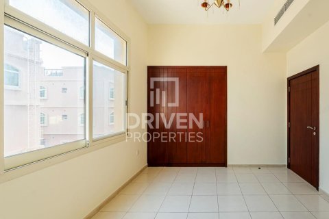 Villa de 3 dormitorios en Mirdif Villas, UAE No. 202557 9