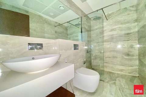 2 bedrooms Apartment in Dubai, UAE No. 215838 4