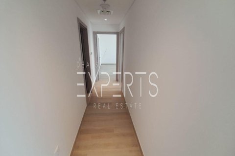 Apartment de 2 dormitorios en  Yas Island, UAE No. 224192 9