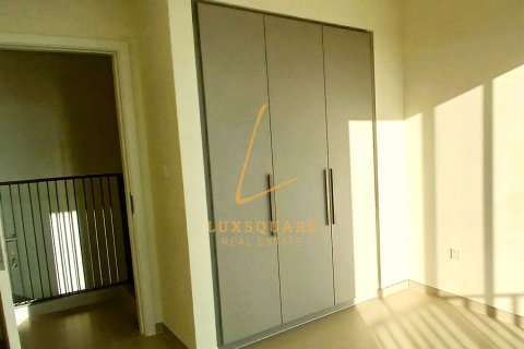 3 bedrooms Villa in EMAAR South, UAE No. 220211 20