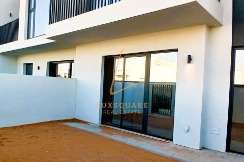 3 bedrooms Villa in EMAAR South, UAE No. 220211 5
