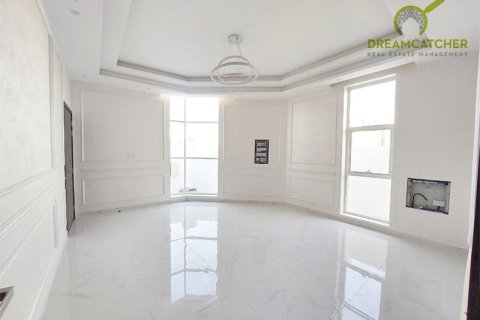 Villa de 5 chambres à Al Yasmeen, UAE No. 22826 5
