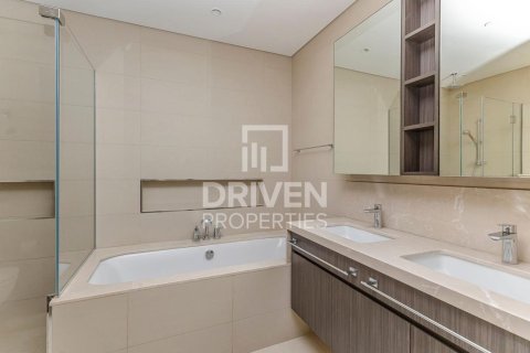 3 bedrooms Apartment in Zabeel, UAE No. 211731 12