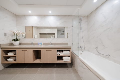 2 bedrooms Apartment in Al Satwa, UAE No. 213044 10