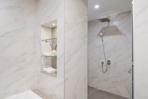 2 bedrooms Apartment in Al Satwa, UAE No. 213044 11