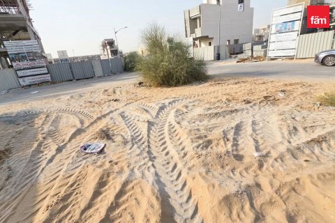 Land de 293.3m² à Dubai, UAE No. 220006 4