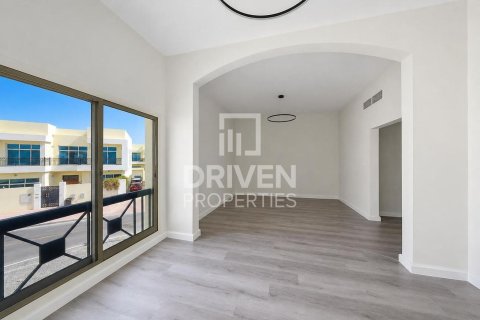 4 bedrooms Villa in Al Barsha 1, UAE No. 212856 13