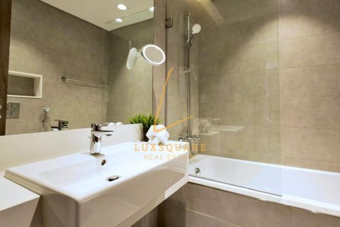 Apartment de 1 dormitorio en District One, UAE No. 203223 13