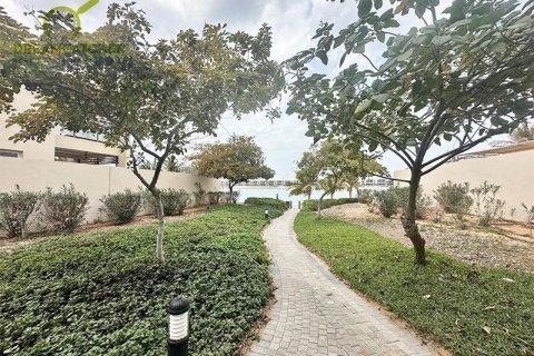 Вилла с 5 спальнями в Mina Al Arab, ОАЭ №20151 29