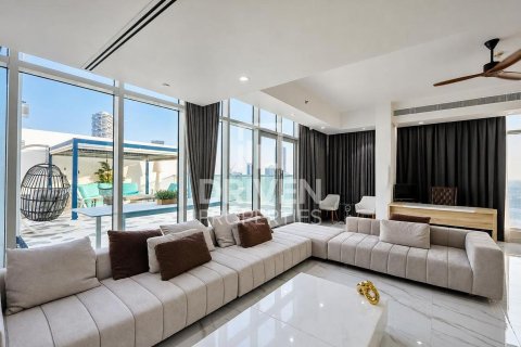 Apartment de 3 dormitorios en District 15, UAE No. 223252 6