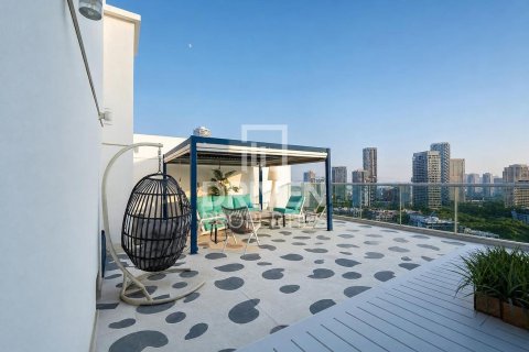 Apartment de 3 dormitorios en District 15, UAE No. 223252 19