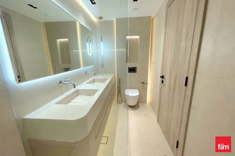 Квартира с 3 спальнями в Дубай, ОАЭ №158970 5