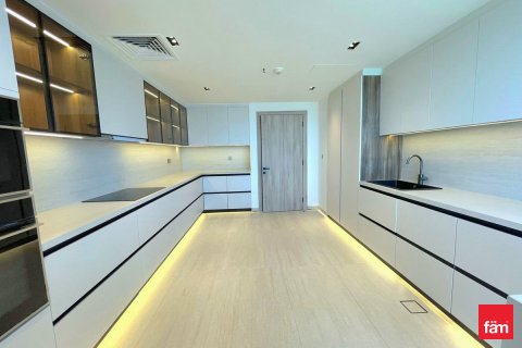 Квартира с 3 спальнями в Дубай, ОАЭ №158970 4