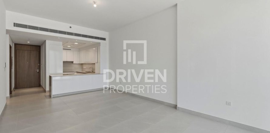 Apartment de 2 dormitorios en Al Wasl, UAE No. 215167