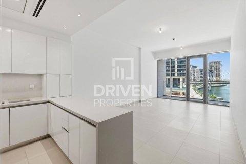 Apartment de 2 dormitorios en Al Wasl, UAE No. 215167 3