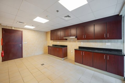 2 bedrooms Apartment in Emirates Crown, UAE No. 219742
