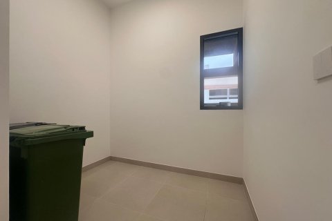 Townhouse de 3 dormitorios en Tilal City, UAE No. 215375 7