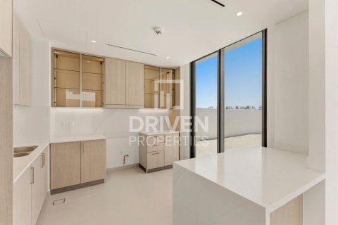 4 bedrooms Villa in EMAAR South, UAE No. 212478 16