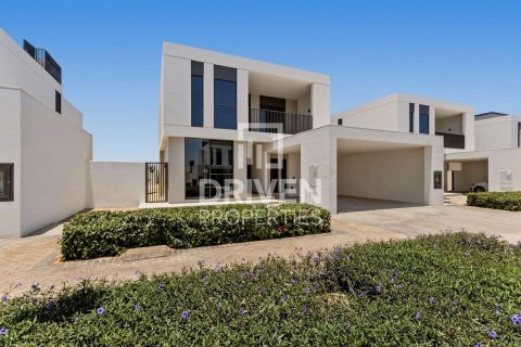4 bedrooms Villa in EMAAR South, UAE No. 212478 31