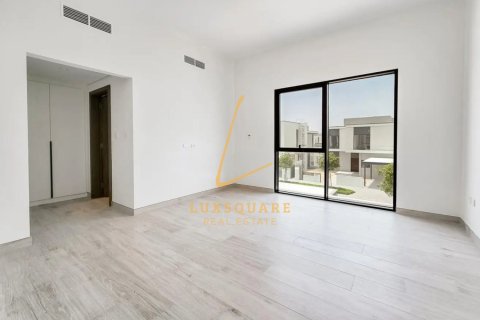 Villa de 4 dormitorios en Murooj Al Furjan, UAE No. 224340 12
