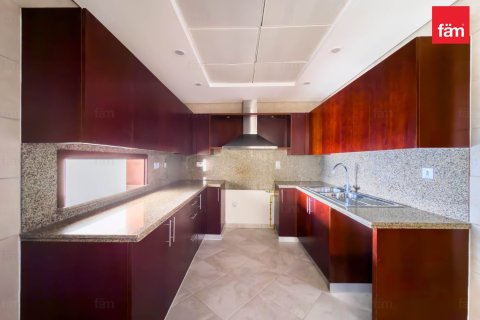 Appartement de 3 chambres à Dubai, UAE No. 222443 6