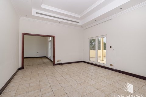6 bedrooms Villa in Emirates Hills, UAE No. 14807 15