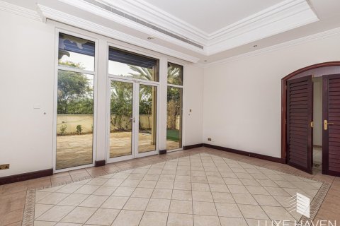 6 bedrooms Villa in Emirates Hills, UAE No. 14807 11
