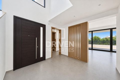 Villa de 4 dormitorios en Jebel Ali, UAE No. 202830 5