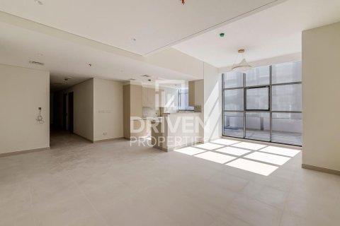 Bâtiment de 13311.89m² à District 11, UAE No. 211282 3