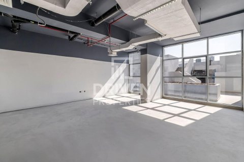 Bâtiment de 13311.89m² à District 11, UAE No. 211282 27