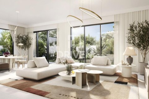 Villa de 4 chambres à EMAAR South, UAE No. 211554 11
