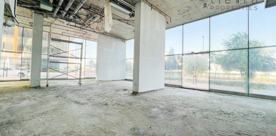 145.9m² Shop in Dubai, UAE No. 47621