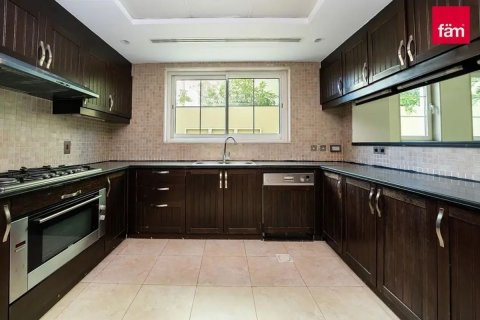 Villa de 4 dormitorios en Jumeirah Park, UAE No. 158416
