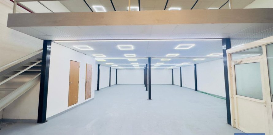 Warehouse de 548m² en Al Quoz Industrial Area, UAE No. 153827