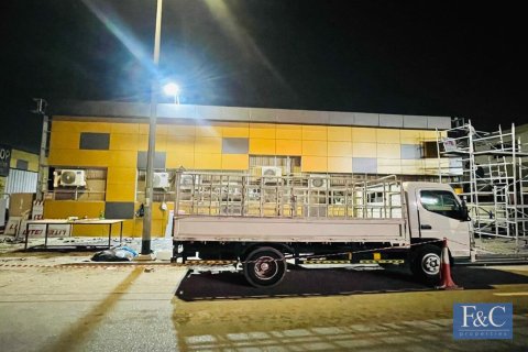 Warehouse de 548m² en Al Quoz Industrial Area, UAE No. 153827 3