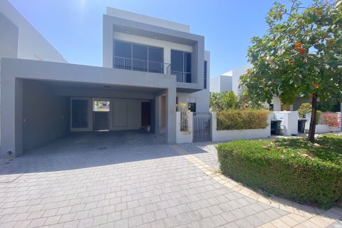 3 bedrooms Villa in Dubai Hills Estate, UAE No. 197557