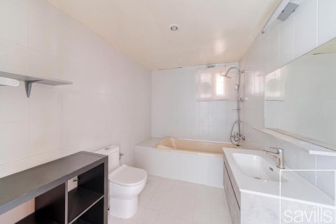Villa de 4 dormitorios en Umm Suqeim, UAE No. 220452 10