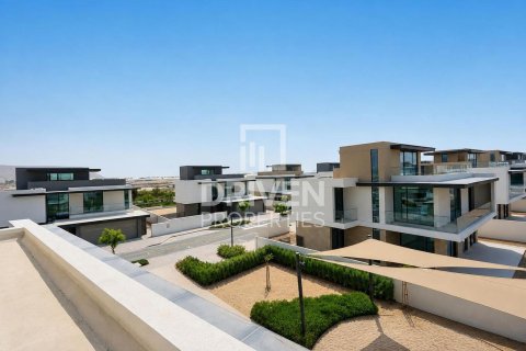 Villa de 5 dormitorios en The Valley, UAE No. 218506 27