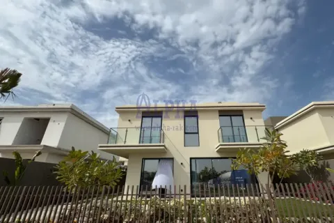 5 bedrooms Villa in Al Hamra Village, UAE No. 157939