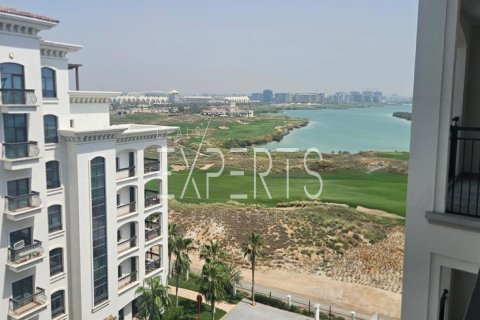 Apartment de 2 dormitorios en  Yas Island, UAE No. 224180
