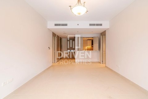 2 bedrooms Apartment in Deira, UAE No. 212724