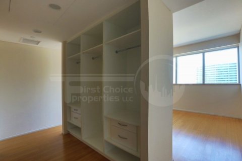 4 bedrooms Apartment in Al Raha Beach, UAE No. 12023 10