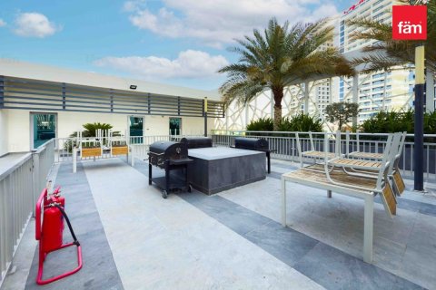 Apartment de 2 dormitorios en Dubai Science Park, UAE No. 224440 8