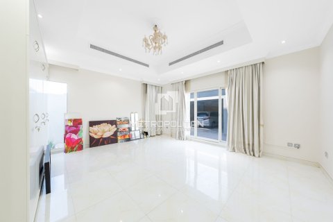 Villa de 6 dormitorios en Al Barsha, UAE No. 129461 8