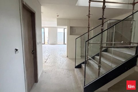 3 bedrooms Villa in Dubai, UAE No. 216003 9