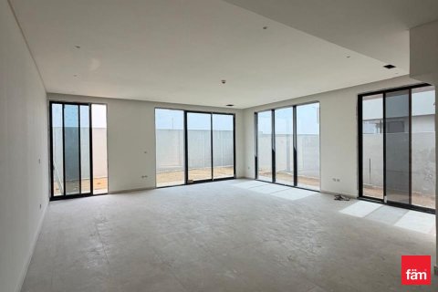 3 bedrooms Villa in Dubai, UAE No. 216003 8