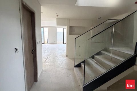 3 bedrooms Villa in Dubai, UAE No. 216003 12