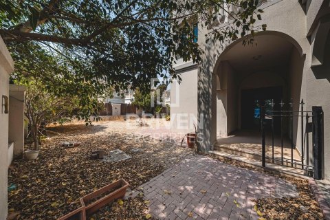 Вилла с 2 спальнями в Jumeirah Village Triangle, ОАЭ №218552 12